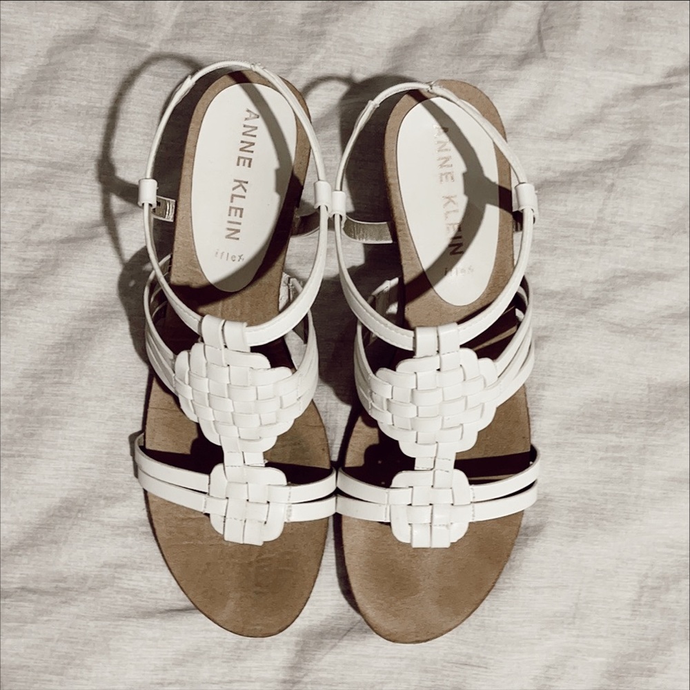 Woven Sandals✨